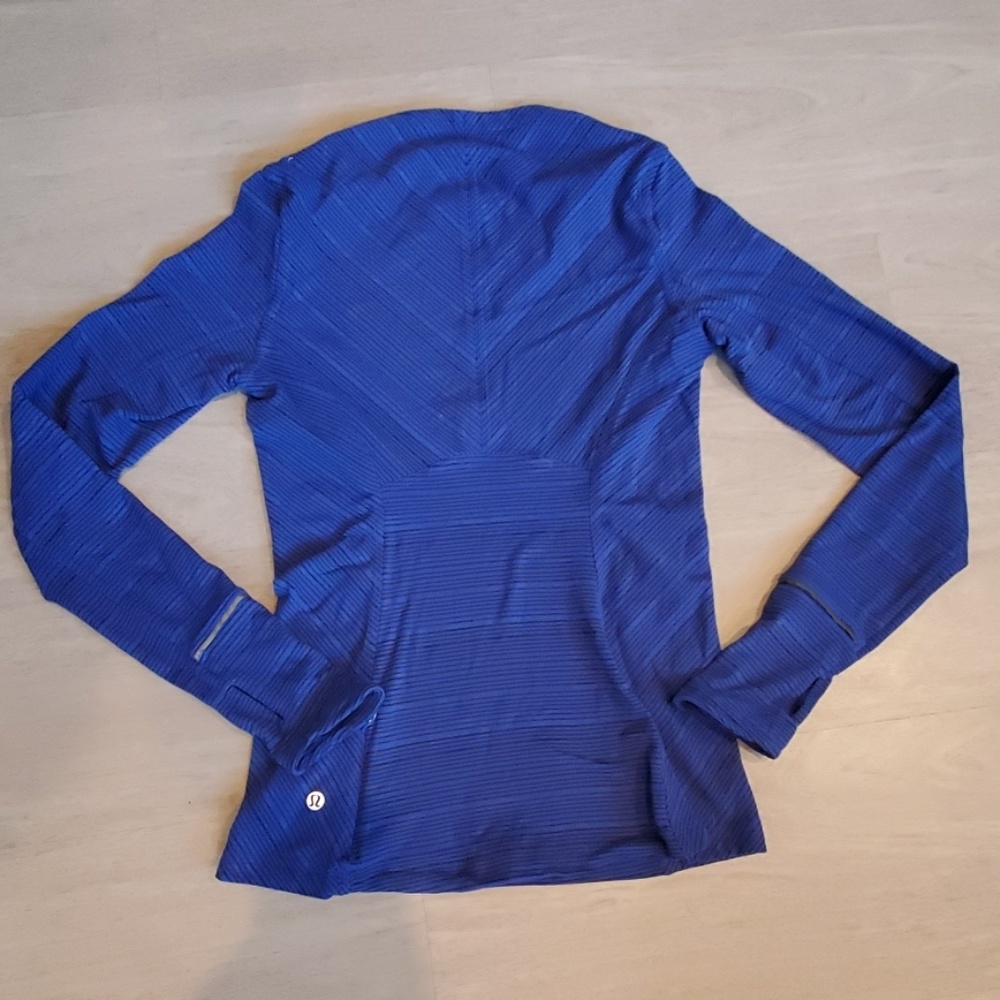 Lululemon pull over
